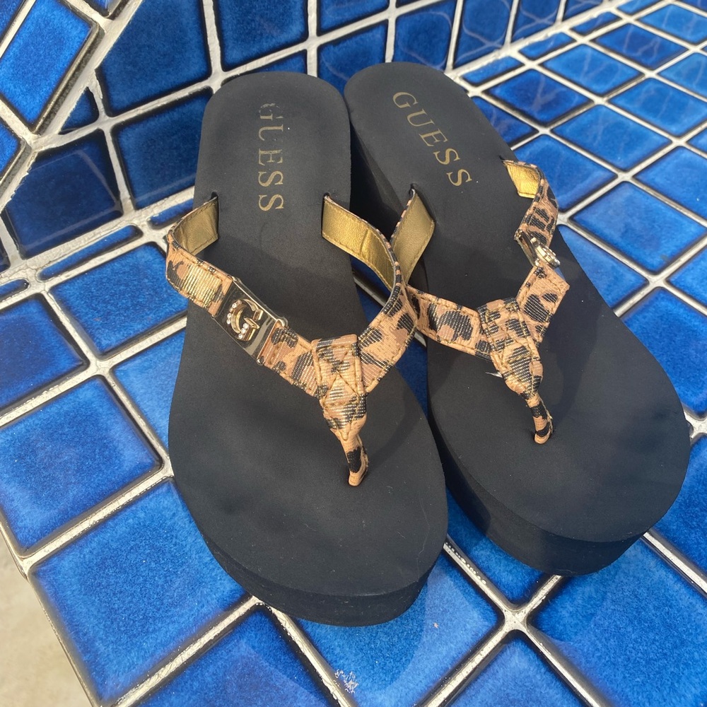 Y2K Guess wedge flip flops